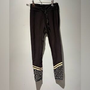 Elegant Black Leggings with Patterned Cuffs